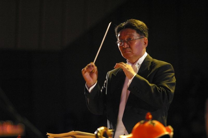 Ц.Батчулуун: Бид ховорхон хувь заяатай хүмүүс учраас эх орноороо бахархаж явах учиртай